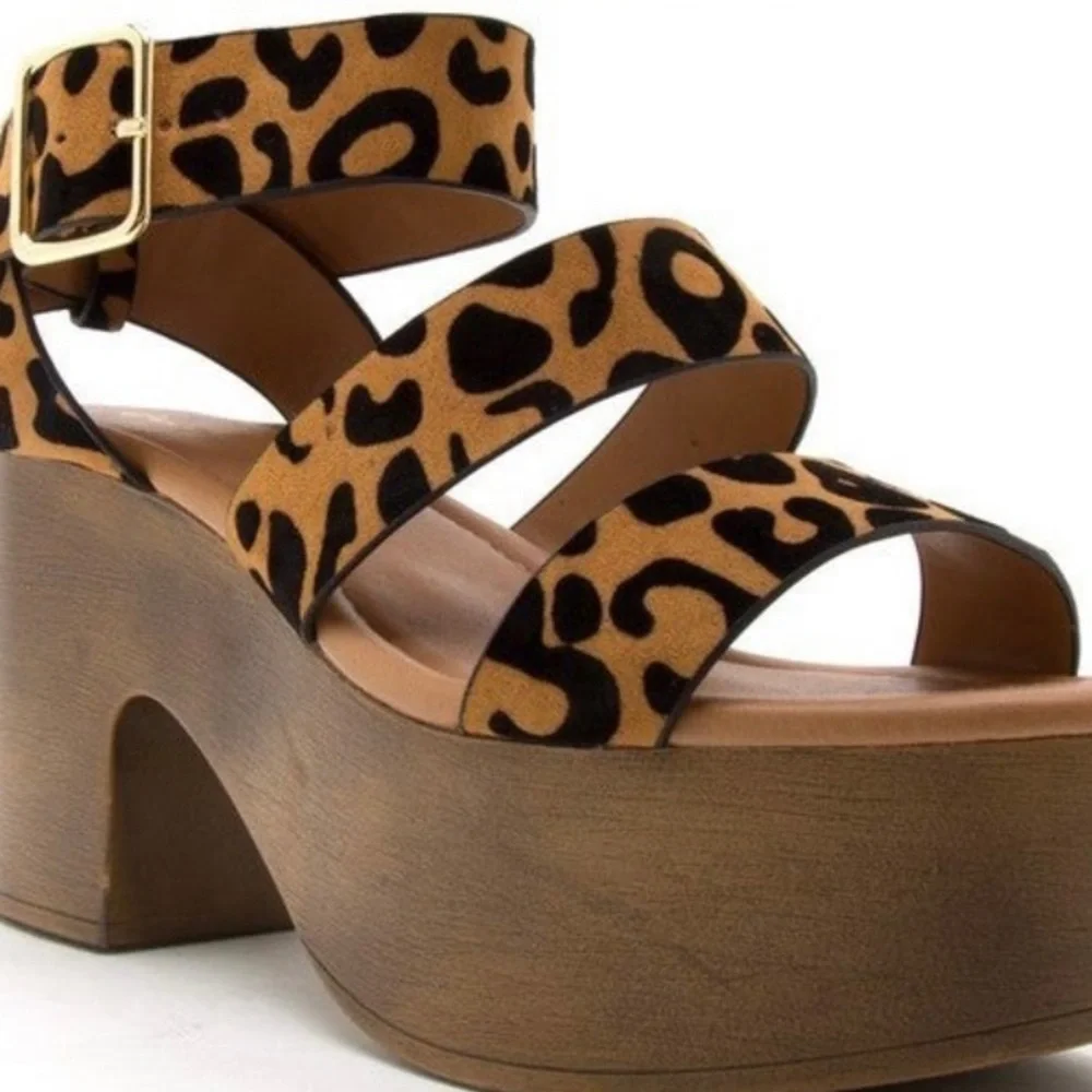Quipd Leopard Clog Platform Sandal